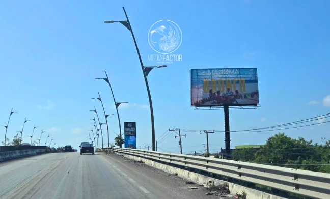 espectaculares publicitarios
