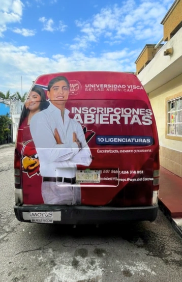 Publicidad en transporte público