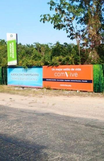 Valla tapial sobre estructura metálica